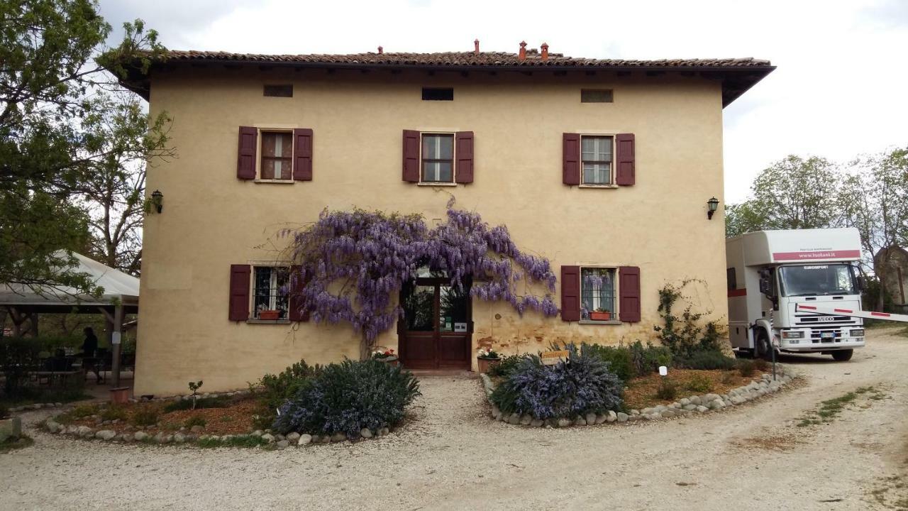 Agriturismo Montevecchio Isolani Monte San Pietro المظهر الخارجي الصورة